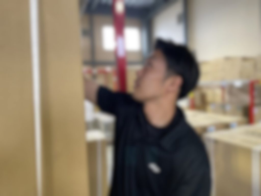 倉庫職業務中の写真②