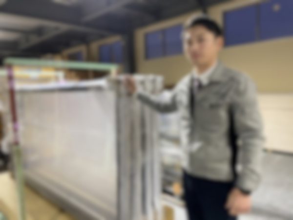 営業職 社員写真②